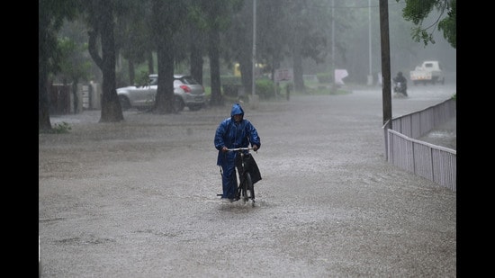 With the India Meteorological Department forecasting chances of heavy rain on at least two more days, July may well become the wettest since 1953, when IMD started maintaining data for Chandigarh. (Ravi Kumar/HT)