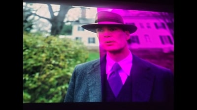 Christopher Nolan’s Oppenheimer was played with half the screen in pink for 20 minutes straight. (Twitter/@kindamoviesnob) Christopher Nolan’s Oppenheimer was played with half the screen in pink for 20 minutes straight. (Twitter/@kindamoviesnob)