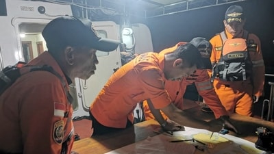 The vessel was ferrying people across a distance of just 1 kilometre (less than half a mile) in Muna island, about 200 km (124 miles) south of Kendari, the capital of Southeast Sulawesi province. The journey, between two small towns on either side of Mawasangka Bay, was meant to be just 20 minutes long.&nbsp; (REUTERS)