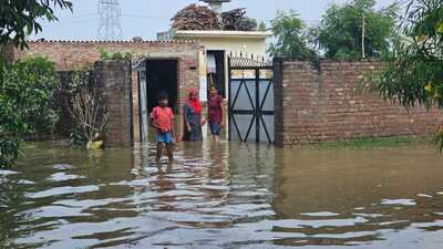 Jalandhar Deputy Commissioner has declared holiday in four schools in the villages which recorded increase in water level. (HT Photo) Jalandhar Deputy Commissioner has declared holiday in four schools in the villages which recorded increase in water level. (HT Photo)