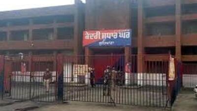 Mobile phones seized from Ludhiana Central Jail. (HT PHOTO) Mobile phones seized from Ludhiana Central Jail. (HT PHOTO)
