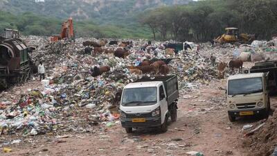 The CSI informed the commissioner that in July,  ₹1 lakh was generated from challans issued over use of banned plastics. (HT Photo)