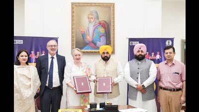 The project will be launched as a pilot project in the government colleges for 5,000 students from the current academic session (Source:Twitter)