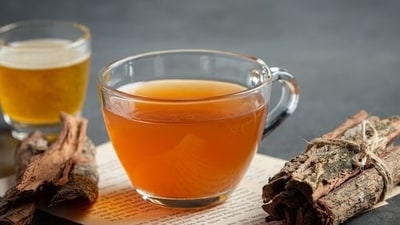 While Pholcodine can provide relief from the irritating and dry cough, there are some natural alternatives or remedies that can ease cough naturally with fewer side effects (Freepik) While Pholcodine can provide relief from the irritating and dry cough, there are some natural alternatives or remedies that can ease cough naturally with fewer side effects (Freepik)