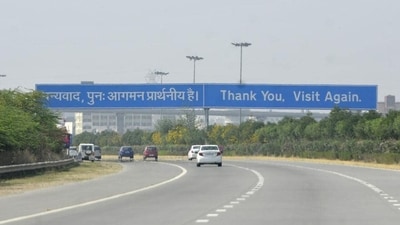 A view of the Yamuna Expressway in Greater Noida. (Sunil Ghosh / HT Photo) A view of the Yamuna Expressway in Greater Noida. (Sunil Ghosh / HT Photo)