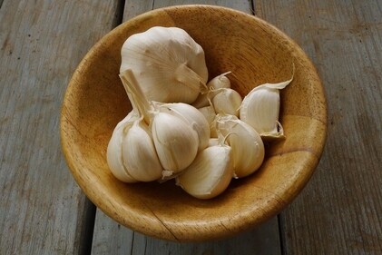 Garlic has anti-microbial properties and can be useful in getting rid of cough Garlic has anti-microbial properties and can be useful in getting rid of cough