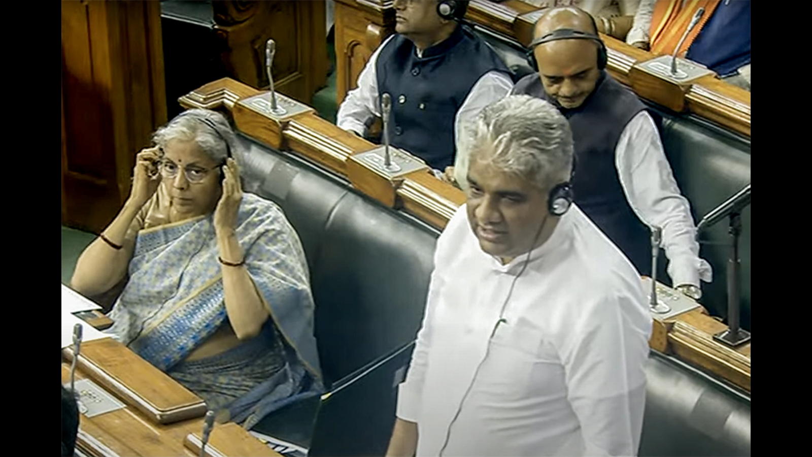 Amid protests, LS approves contentious biodiversity bill - Vimarsana News