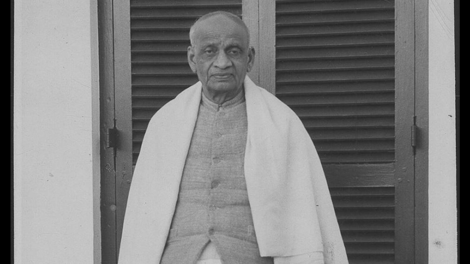 Excerpt: Dethroned by John Zubrzycki - Vimarsana News
