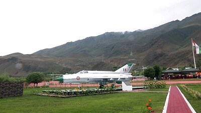 Kargil Vijay Diwas is observed every year on July 26 to pay tribute to the bravery and valour of the 527 Indian Army personnel who sacrificed their life in the 1999 Kargil War. (ANI) Kargil Vijay Diwas is observed every year on July 26 to pay tribute to the bravery and valour of the 527 Indian Army personnel who sacrificed their life in the 1999 Kargil War. (ANI)
