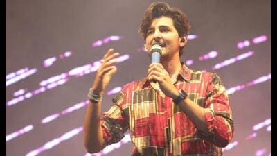 Darshan Raval performed at the Indira Gandhi stadium in Delhi. Darshan Raval performed at the Indira Gandhi stadium in Delhi.