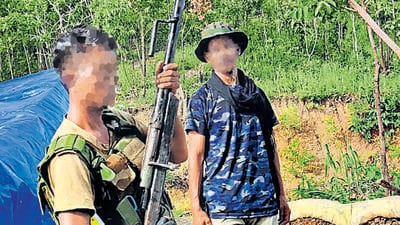Kuki ‘defence volunteers’ at their security post at Tiger Camp, amid the ongoing violence in Manipur. (Utpal Parashar/HT photo) Kuki ‘defence volunteers’ at their security post at Tiger Camp, amid the ongoing violence in Manipur. (Utpal Parashar/HT photo)