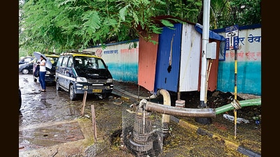 Mumbai, India - July 25, 2023: Two woman aged 26 and 30 were injured after a labourer drunk took his friends cab for a ride and knocked them in Wadala near Vidyalankar college in Wadala East. Both the woman have been admitted in KEM hospital the accused and the taxi driver has been booked and arrested. The police said the taxi driver had forgotten his keys to the car when the friend took it for a ride, in Mumbai, India, on Tuesday, July 25, 2023. (Photo by Anshuman Poyrekar/ Hindustan Times) (Hindustan Times) Mumbai, India - July 25, 2023: Two woman aged 26 and 30 were injured after a labourer drunk took his friends cab for a ride and knocked them in Wadala near Vidyalankar college in Wadala East. Both the woman have been admitted in KEM hospital the accused and the taxi driver has been booked and arrested. The police said the taxi driver had forgotten his keys to the car when the friend took it for a ride, in Mumbai, India, on Tuesday, July 25, 2023. (Photo by Anshuman Poyrekar/ Hindustan Times) (Hindustan Times)