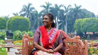 President Droupadi Murmu, the first tribal woman to hold the top office, met about 1,750 members of the tribal groups during her visits to Rajasthan, West Bengal, Telangana, Jharkhand, Maharashtra, Karnataka, Odisha and Uttar Pradesh, among others. ( Rashtrapati Bhavan) President Droupadi Murmu, the first tribal woman to hold the top office, met about 1,750 members of the tribal groups during her visits to Rajasthan, West Bengal, Telangana, Jharkhand, Maharashtra, Karnataka, Odisha and Uttar Pradesh, among others. ( Rashtrapati Bhavan)