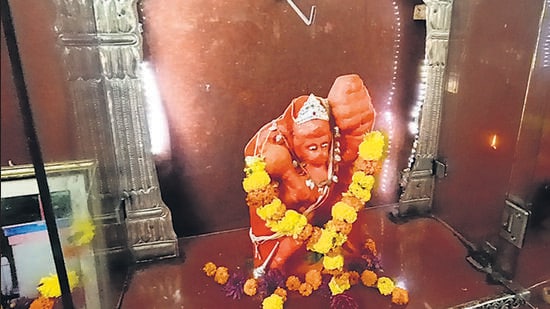 Thieves burgle Kalyan temple, decamp with deity’s silver ornaments