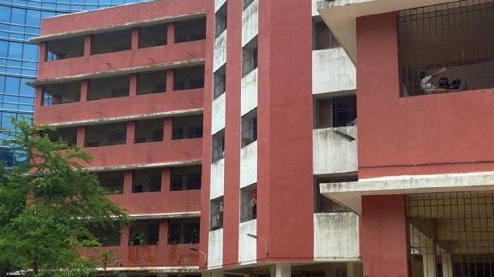 Space constraints in civic-run schools spark concern - Vimarsana News