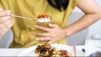 A sedentary lifestyle and unhealthy eating habits, such as irregular and spicy, oily, or fast-food consumption, contribute to acidity, say doctors. (Pic for representation) A sedentary lifestyle and unhealthy eating habits, such as irregular and spicy, oily, or fast-food consumption, contribute to acidity, say doctors. (Pic for representation)
