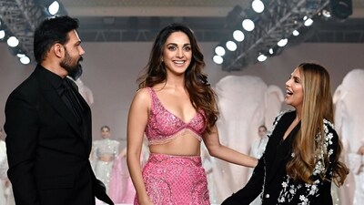 Kiara Advani wore a shimmery pink slit skirt paired with a matching blouse from the 'Renaissance Reverie' collection of the designer's label. (ANI) Kiara Advani wore a shimmery pink slit skirt paired with a matching blouse from the 'Renaissance Reverie' collection of the designer's label. (ANI)