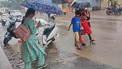 The Indian Meteorological Department (IMD) has predicted light to moderate rainfall till July 27 in Delhi-NCR, which will impact the temperature. (File Photo) The Indian Meteorological Department (IMD) has predicted light to moderate rainfall till July 27 in Delhi-NCR, which will impact the temperature. (File Photo)