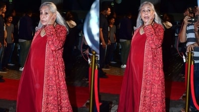 Jaya Bachchan reacted after paparazzi asked her to pose at Rocky aur Rani Kii Prem Kahaani screening. Jaya Bachchan reacted after paparazzi asked her to pose at Rocky aur Rani Kii Prem Kahaani screening.