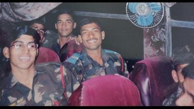 Kargil Vijay Diwas: Captain Manoj Pandey (right) and his buddy Col Dushyant Jolly. (Sourced) Kargil Vijay Diwas: Captain Manoj Pandey (right) and his buddy Col Dushyant Jolly. (Sourced)