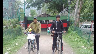 Krishnan A Nair and Peddi Sai Kaushik Reddy embark on the 3,000 kms journey to Kargil Krishnan A Nair and Peddi Sai Kaushik Reddy embark on the 3,000 kms journey to Kargil