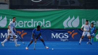 India men's hockey team fights it out against Spain India men's hockey team fights it out against Spain