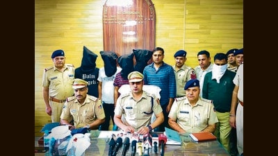 The gang members were nabbed by the district crime cell of Chandigarh Police. (HT Photo)