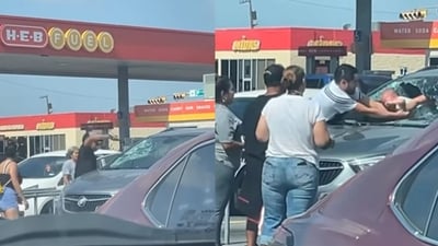 The incident happened in the parking lot of a gas station in Harlingen, Texas. (Instagram/@foosgonewild) The incident happened in the parking lot of a gas station in Harlingen, Texas. (Instagram/@foosgonewild)