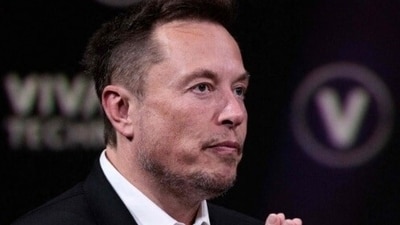 Elon Musk wanted Twitter to be more like Tencent Holdings Ltd.’s WeChat, a messaging service turned super-app used daily by more than a billion people in China (File) Elon Musk wanted Twitter to be more like Tencent Holdings Ltd.’s WeChat, a messaging service turned super-app used daily by more than a billion people in China (File)