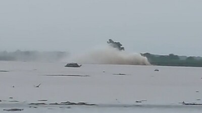 Spout of water shot up after underwater gas pipeline burst on Wednesday. (ANI) Spout of water shot up after underwater gas pipeline burst on Wednesday. (ANI)
