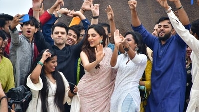The seven-episode season two is directed by Kagti and Akhtar along with Alankrita Shrivastava, Neeraj Ghaywan and Nitya Mehra. Besides Dhulipala and Mathur, it also features Jim Sarbh, Kalki Koechlin, Shashank Arora, Shivani Raghuvanshi, and Vijay Raaz. The newcomers include Mona Singh, Ishwak Singh and Trinetra Haldar. The seven-episode season two is directed by Kagti and Akhtar along with Alankrita Shrivastava, Neeraj Ghaywan and Nitya Mehra. Besides Dhulipala and Mathur, it also features Jim Sarbh, Kalki Koechlin, Shashank Arora, Shivani Raghuvanshi, and Vijay Raaz. The newcomers include Mona Singh, Ishwak Singh and Trinetra Haldar. 