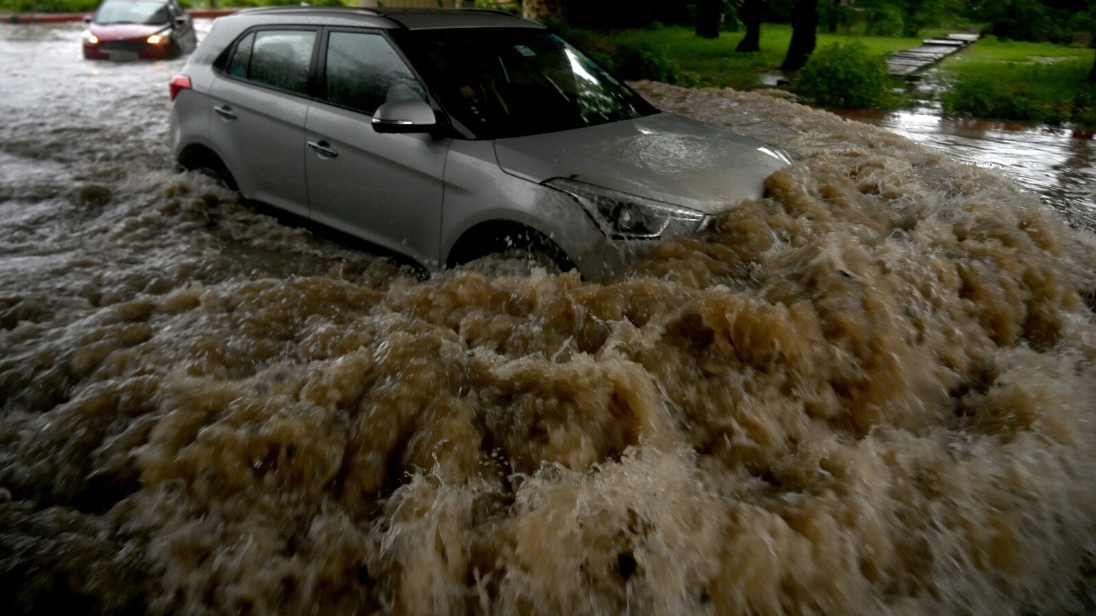 Karnataka weather: Schools closed in coastal districts, landslide reported | Bengaluru - Vimarsana News