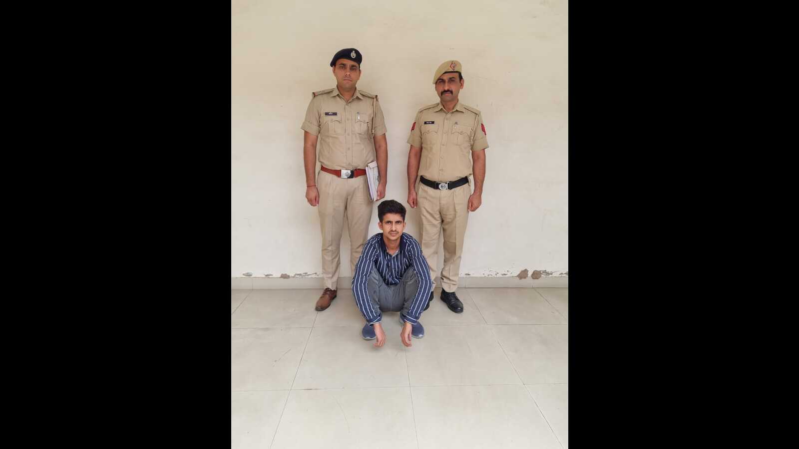 Panchkula model duped of ₹61,000 on pretext of acting role - Vimarsana News