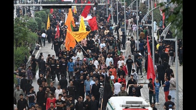 A Muharram procession being taken out in Srinagar on Thursday. (Waseem Andrabi /HT) A Muharram procession being taken out in Srinagar on Thursday. (Waseem Andrabi /HT)