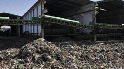 Among ithe total garbage generated in the city 900 to 1,000 metric tonne is wet and 1,100 to 1,200 metric tonne is dry garbage. (REPRESENTATIVE PHOTO)