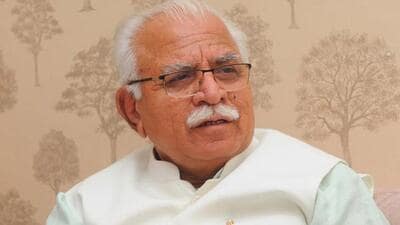 As per officials, Haryana CM Manohar Lal Khattar is keen on picking Shatrujeet Kapur, a 1990-batch officer, to head the state police force. (HT File) As per officials, Haryana CM Manohar Lal Khattar is keen on picking Shatrujeet Kapur, a 1990-batch officer, to head the state police force. (HT File)