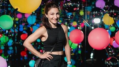 Actor Soha Ali Khan was also spotted at the Yayoi Kusama's exhibit at Nita Mukesh Ambani Cultural Centre. Her picture was shared by NMACC on Instagram with the caption, "Our guests explore a world of limitless optical illusions at the opening of 'Infinity Mirrored Room' by the contemporary artist Yayoi Kusama..." Actor Soha Ali Khan was also spotted at the Yayoi Kusama's exhibit at Nita Mukesh Ambani Cultural Centre. Her picture was shared by NMACC on Instagram with the caption, "Our guests explore a world of limitless optical illusions at the opening of 'Infinity Mirrored Room' by the contemporary artist Yayoi Kusama..."