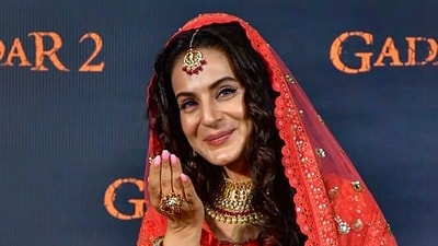 Ameesha Patel poses for photos during the launch of the trailer of her film 'Gadar 2', in Mumbai, (PTI Photo)(PTI07_27_2023_000025A) (PTI) Ameesha Patel poses for photos during the launch of the trailer of her film 'Gadar 2', in Mumbai, (PTI Photo)(PTI07_27_2023_000025A) (PTI)
