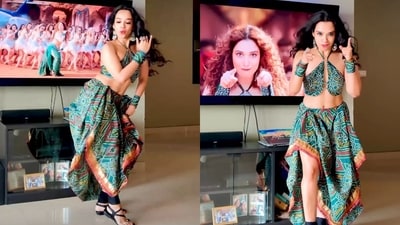 Woman recreates Tamannaah Bhatia’s hook steps from the Jailer song Kaavaalaa. The dance video has gone viral on Instagram. (Instagram/@parihoonnmain) Woman recreates Tamannaah Bhatia’s hook steps from the Jailer song Kaavaalaa. The dance video has gone viral on Instagram. (Instagram/@parihoonnmain)