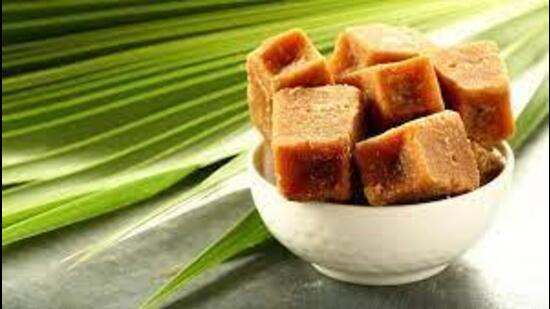 Ludhiana: Food safety officers conduct inspection at jaggery manufacturing unit. (HT FILE)
