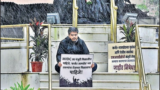 Mumbai, India - July 24, 2023:NCP MLA Rohit Pawar,staged protest and demanded MIDC at Karjat- Jamkhed, during monsoon assembly session at Vidhan Bhavan, in Mumbai, India, on Monday, July 24, 2023. (Photo by Anshuman Poyrekar/ Hindustan Times) (Hindustan Times)