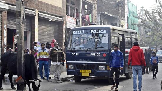 Outside the residence of Kanjhawala accident victim Anjali Kumari at Mangol Puri in New Delhi in January. (HT Archive)