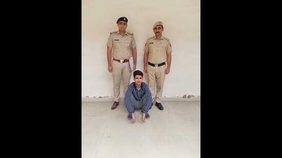 The accused, identified as Anuj Kumar Ojha, hailing from Maharashtra, posed as a director-producer while approaching the model, said police. (HT Photo)