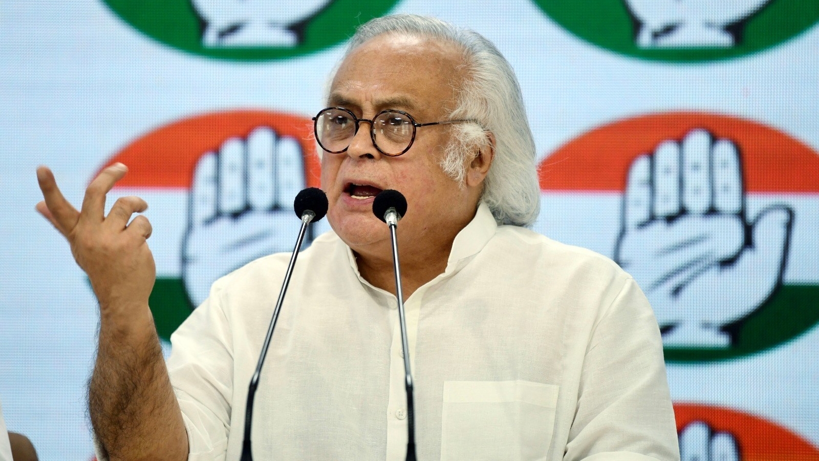 'Consensus or concession?': Congress takes 'lal aankh' swipe over Modi-Xi meet | Latest News India - Vimarsana News
