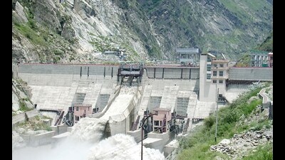 In a letter to deputy commissioners, Himachal revenue minister Jagat Singh Negi asked them to ensure management of the dams in the state. (HT Photo) In a letter to deputy commissioners, Himachal revenue minister Jagat Singh Negi asked them to ensure management of the dams in the state. (HT Photo)