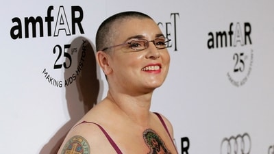 FILE PHOTO: Irish singer and songwriter Sinead O'Connor poses at the amfAR?s Inspiration LA Gala in Hollywood, California October 27, 2011. REUTERS/Mario Anzuoni/File Photo (REUTERS)