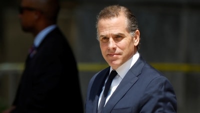 Hunter Biden, son of U.S. President Joe Biden, departs federal court after a  plea hearing on two misdemeanor charges of willfully failing to pay income taxes in Wilmington, Delaware, U.S. July 26, 2023. REUTERS/Jonathan Ernst (REUTERS)
