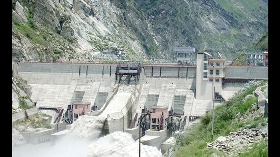In a letter to deputy commissioners, Himachal revenue minister Jagat Singh Negi asked them to ensure management of the dams in the state. (HT Photo)