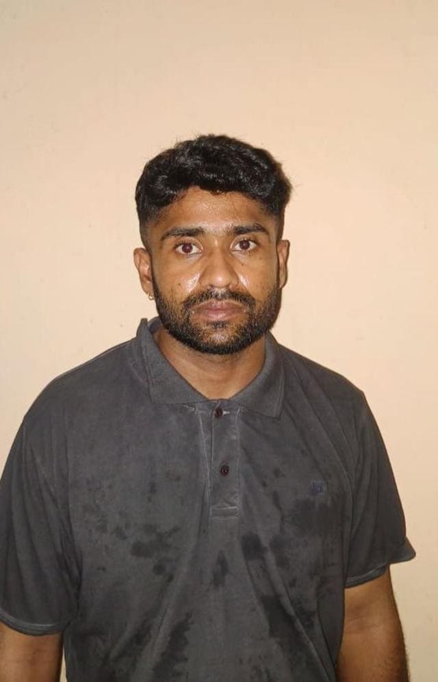 Mohammad Irfan started calling Nargis around two months ago, her father said. (HT Photo) Mohammad Irfan started calling Nargis around two months ago, her father said. (HT Photo)