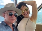 Jeff Bezos, Lauren Sánchez cuddle and kiss on Italian yacht Jeff Bezos, Lauren Sánchez cuddle and kiss on Italian yacht